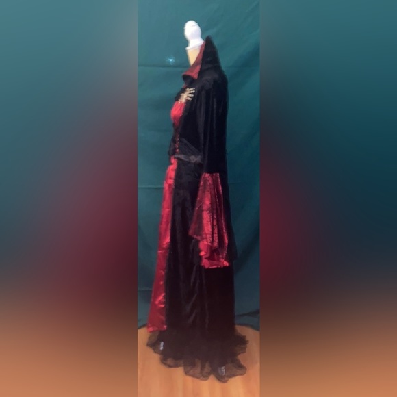 🎃 Halloween Costume  Women's Vampiress Long Satin/Lace Dress Web Design Plus Sz - Picture 4 of 7